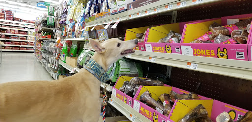 Pet Supply Store «Pet Supplies Plus», reviews and photos, 22013 Lorain Rd, Fairview Park, OH 44126, USA