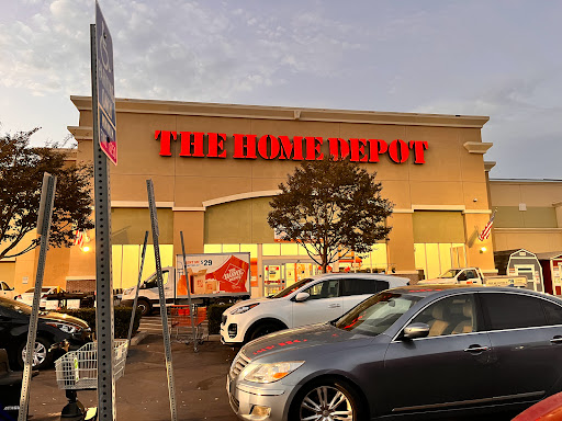 The Home Depot, 101 Towne Center Dr, Compton, CA 90220, USA, 