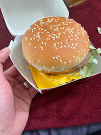 Cheeseburger du Restauration rapide McDonald's Les Mureaux - n°8