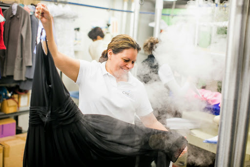 Dry Cleaner «Crest Advanced Dry Cleaners», reviews and photos, 9731 Traville Gateway Dr, Rockville, MD 20850, USA