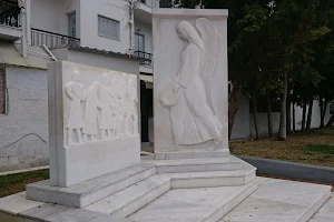 Μνημείο Ποντιακού Ελληνισμού image