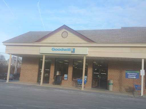 Thrift Store «Goodwill Store & Donation Center», reviews and photos, 45 Marchwood Rd, Exton, PA 19341, USA