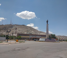 Monumento a Francisco I. Madero photo