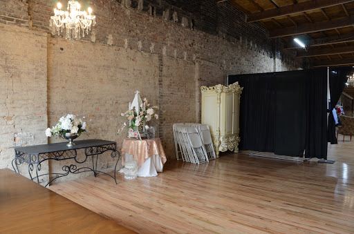 Wedding Store «Wedding Belles», reviews and photos, 534 Madison St, Clarksville, TN 37040, USA