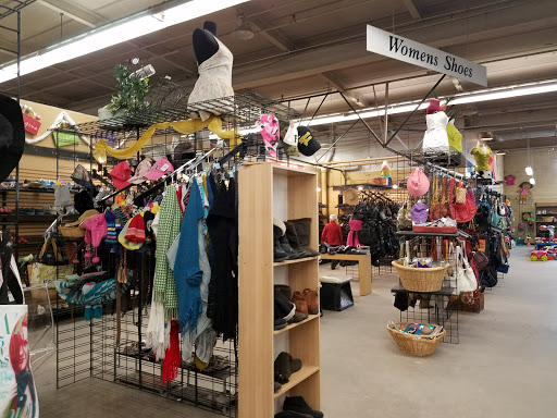 Thrift Store «The Salvation Army Family Store & Donation Center», reviews and photos