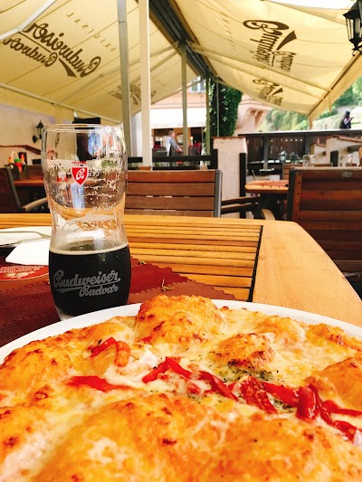Photos of Restaurace a Penzion Park&aacute;n