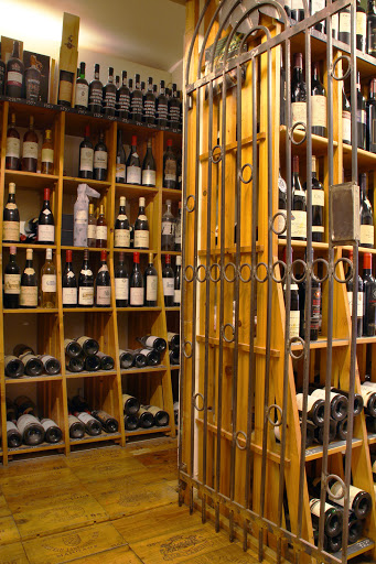 Cave Rokin - Wine & Liquor Shop