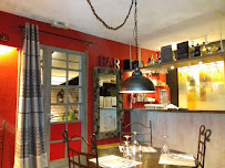Atmosphère du Restaurant familial L'Antidote...Bar...restaurant à Ollioules - n°11