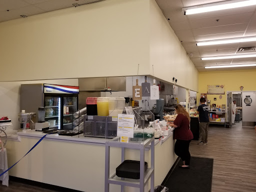 Shopping Mall «Hillcrest Shopping Center», reviews and photos, 1701 N Larkin Ave, Crest Hill, IL 60403, USA