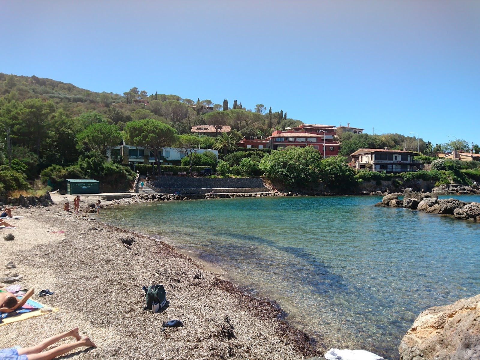 Φωτογραφία του Spiaggia della Bionda με επίπεδο καθαριότητας εν μέρει καθαρό