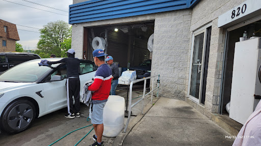 Contemporary Hand Car Wash en Lyndhurst