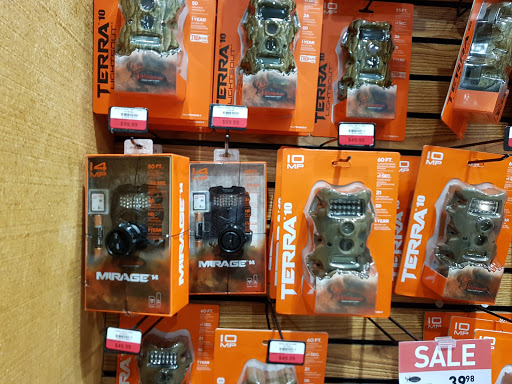 Shopping Mall «Green Mountain Shopping Plaza Shopping Center», reviews and photos, 241 S Main St, Rutland, VT 05701, USA