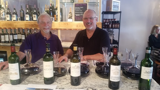 Wine Store «The Wine Merchant», reviews and photos, 3972 Edwards Rd, Cincinnati, OH 45209, USA