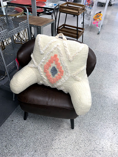 Clothing Store «Ross Dress for Less», reviews and photos, 3425 E Foothill Blvd, Pasadena, CA 91107, USA