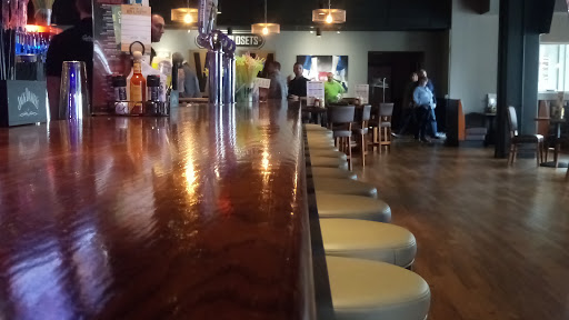 Bar & Grill «Howl at the Moon | Splitsville Luxury Lanes», reviews and photos, 145 Second St E, Cincinnati, OH 45202, USA