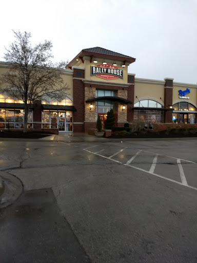 Sportswear Store «Rally House Boardwalk», reviews and photos, 8650 N Boardwalk Ave, Kansas City, MO 64154, USA