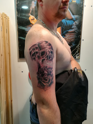 Peau rouge tatoo à Wattrelos