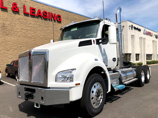 Ford Dealer «Gabrielli Ford Truck Sales and Service», reviews and photos, 3200 Horseblock Road, Medford, NY 11763, USA