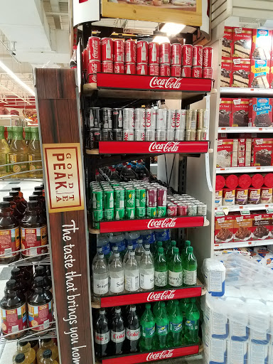 Shopping Mall «Glen Oaks Shopping Center», reviews and photos, 255th St, Glen Oaks, NY 11004, USA