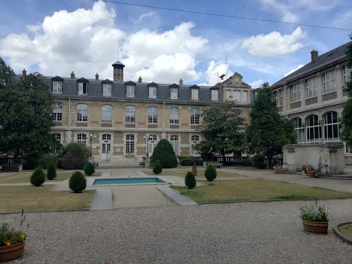 Colegios internacionales de Boulogne-Billancourt 