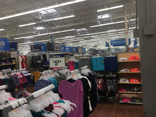 Department Store «Walmart Supercenter», reviews and photos, 38020 US-18, Prairie du Chien, WI 53821, USA