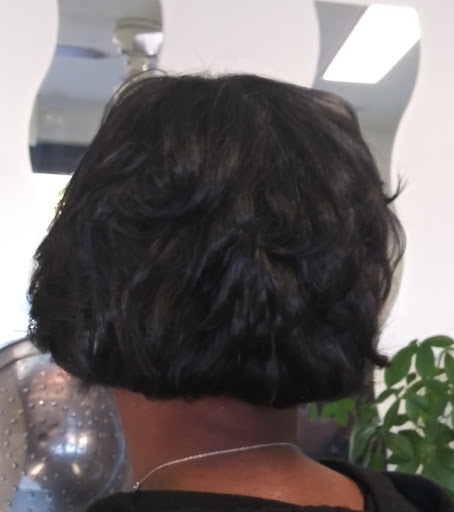 Beauty Salon «Bruni Dominican Hair Salon», reviews and photos, 1990 Main St E, Snellville, GA 30078, USA