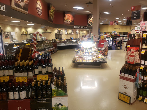 Grocery Store «Safeway», reviews and photos, 1550 N Pacific Hwy, Woodburn, OR 97071, USA