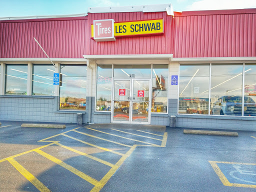 Les Schwab Tire Center