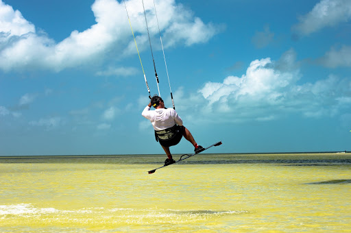 Wind Nomads Kitesurfing School