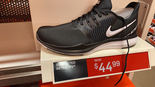 Sporting Goods Store «Nike Factory Store», reviews and photos, 18 West Lightcap Rd #901, Pottstown, PA 19464, USA