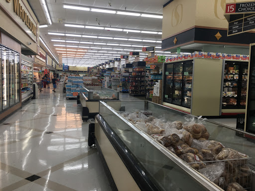 Supermarket «Seven Mile Market», reviews and photos, 201 Reisterstown Rd, Pikesville, MD 21208, USA