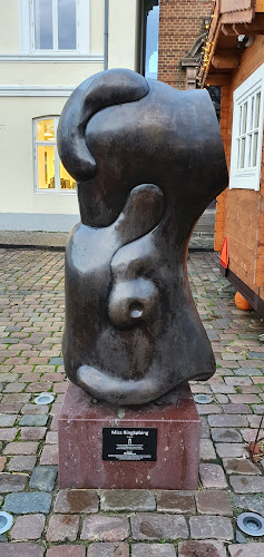 Anmeldelser af Statue Miss Ringkøbing i Ringkøbing - Museum