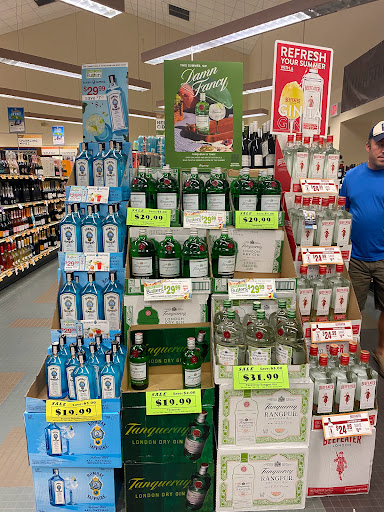 State Liquor Store «NH Liquor & Wine Outlet», reviews and photos, I-95, Hampton, NH 03843, USA