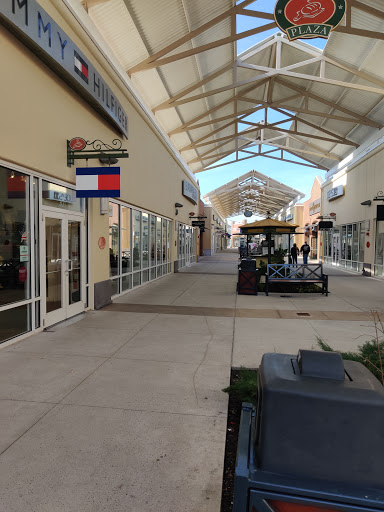 Fashion Accessories Store «Michael Kors», reviews and photos, 18 West Lightcap Rd #1109, Pottstown, PA 19464, USA