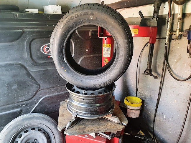 Reviews of Premier Mobile Tyres mobile tyre fitting Reading in Reading - Tire shop