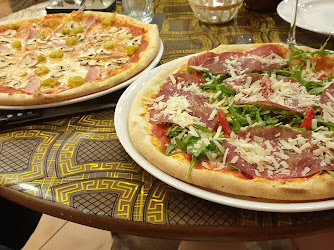 Pizza La Pizza