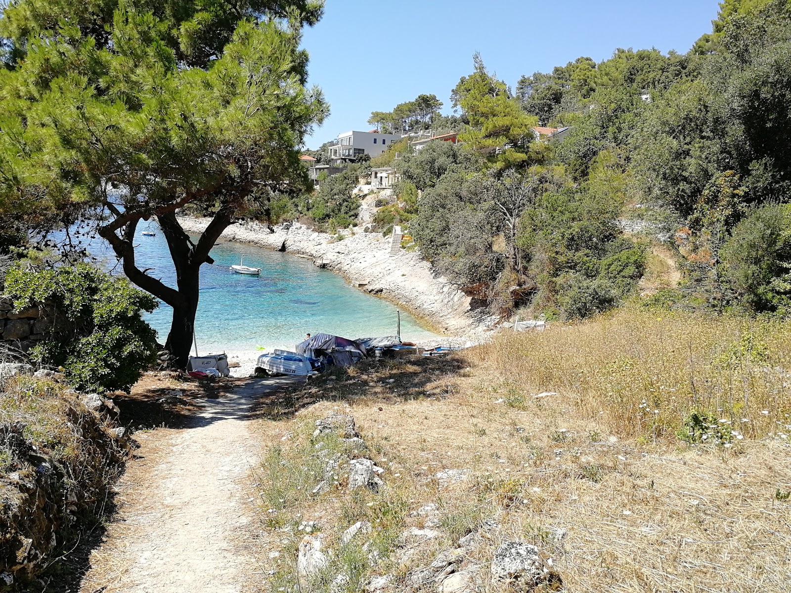 Foto van Rasoha beach met turquoise puur water oppervlakte