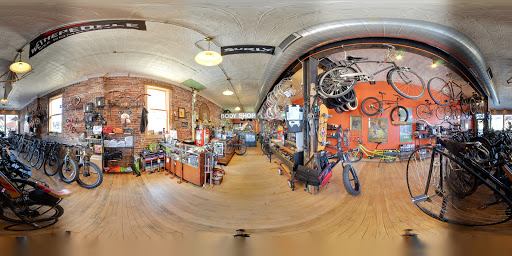 Bicycle Store «Ichi Bike», reviews and photos, 311 E Walnut St, Des Moines, IA 50309, USA