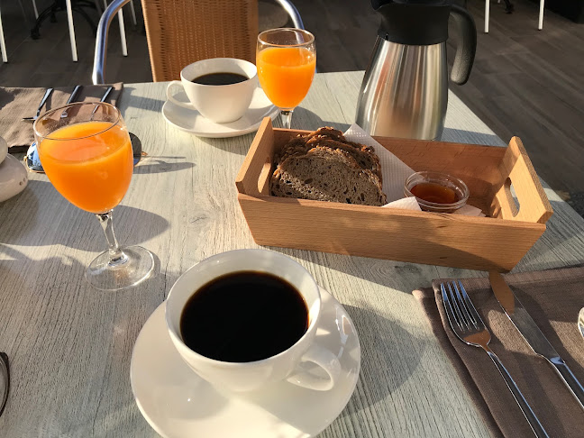 http://www.casabelamoura.com/