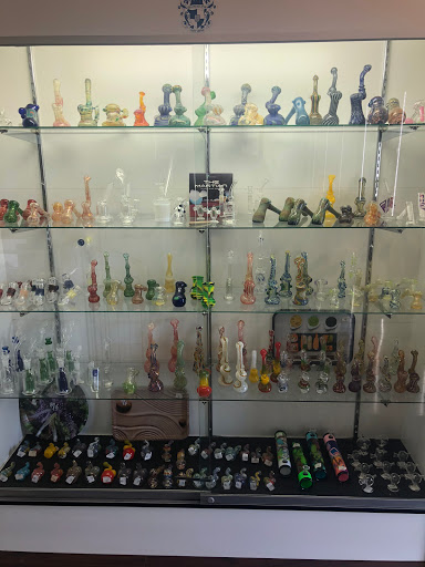 Tobacco Shop «Smokeez Smoke Shop», reviews and photos, 2301 17th St, Santa Ana, CA 92705, USA