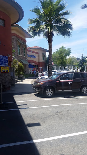 Car Wash «Crista Car Wash, Chevron & Quick Lube», reviews and photos, 26483 Bouquet Canyon Rd, Santa Clarita, CA 91350, USA