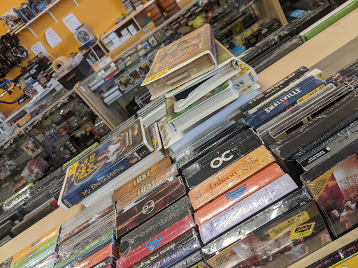 DVD Store «Vintage Stock», reviews and photos, 5351 NE Antioch Rd, Kansas City, MO 64119, USA