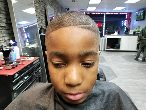 Barber Shop «Kut Kings Barber Shop», reviews and photos, 91 Howells Rd, Bay Shore, NY 11706, USA