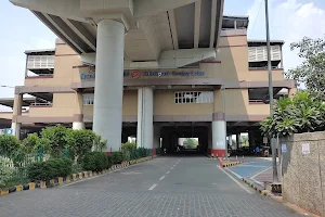 Trilokpuri Sanjay Lake Metro Station image