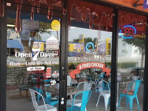 Donut Shop «Mojo Donuts & Fried Chicken», reviews and photos, 8870 SW 40th St #13, Miami, FL 33165, USA