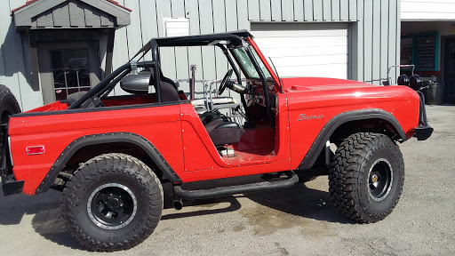 4622 Bittersweet Rd, Louisville, KY 40218, USA