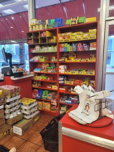 Kosher Grocery Store «KOSHERLAND», reviews and photos, 9467 Harding Ave, Surfside, FL 33154, USA