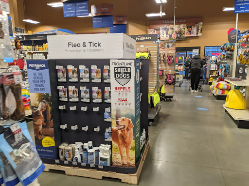 Pet Supply Store «PetSmart», reviews and photos, 9 Highland Common E, Hudson, MA 01749, USA