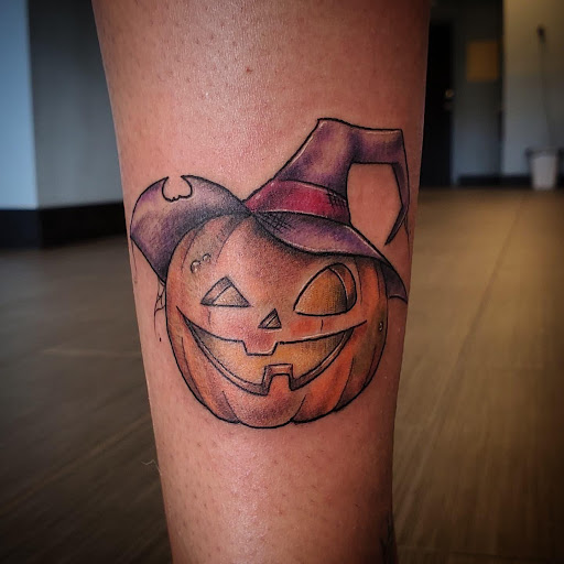 Explore mother son matching tattoo ideas, creative tattoo ideas in Palm Harbor, available at Angry Owl Tattoo and Piercing