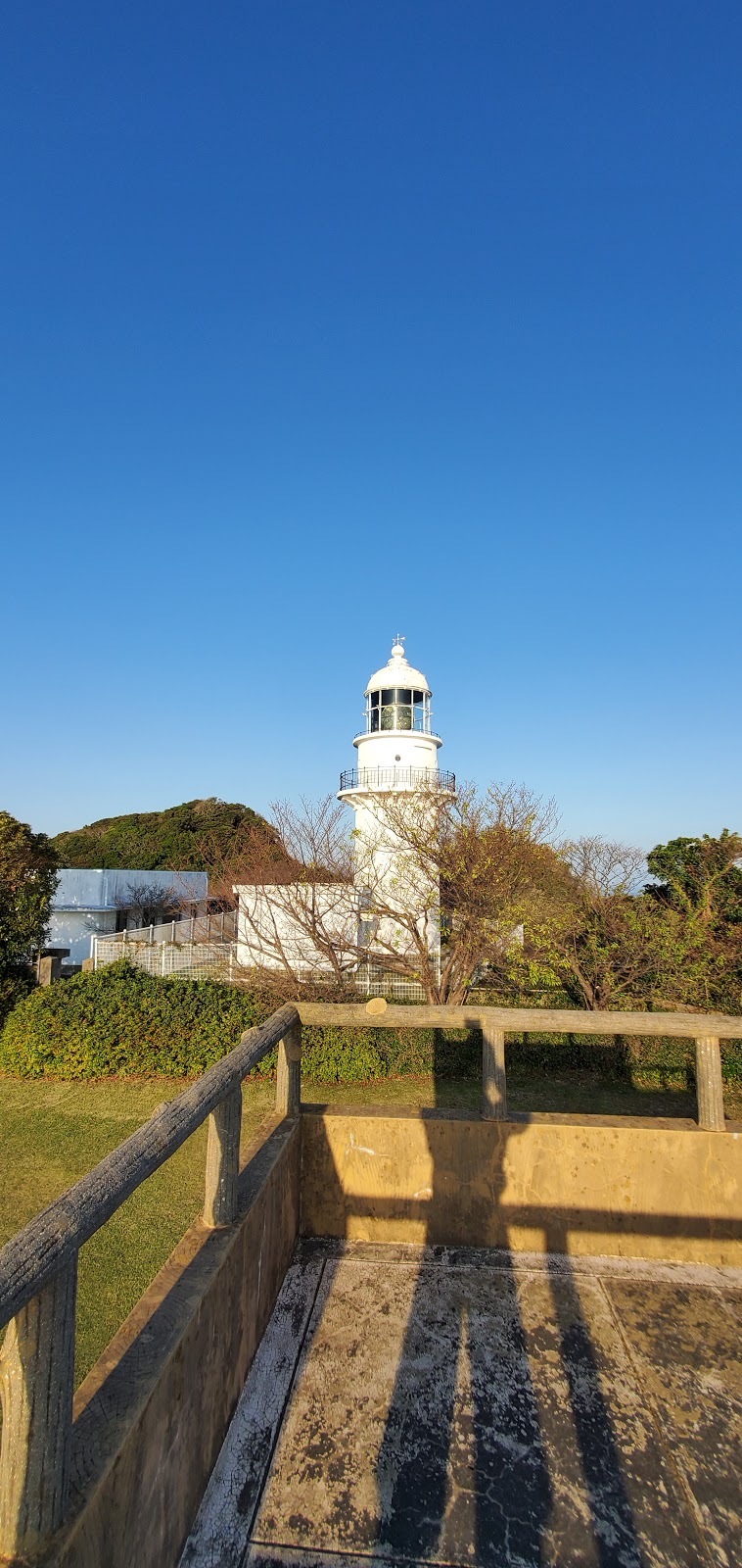 樺島灯台 長崎県長崎市野母崎樺島町 観光名所 グルコミ